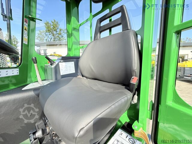 Stivuitor cu patru direcții Combilift C2500 TRIPLEX 4900 Width: 1900 mm GAS