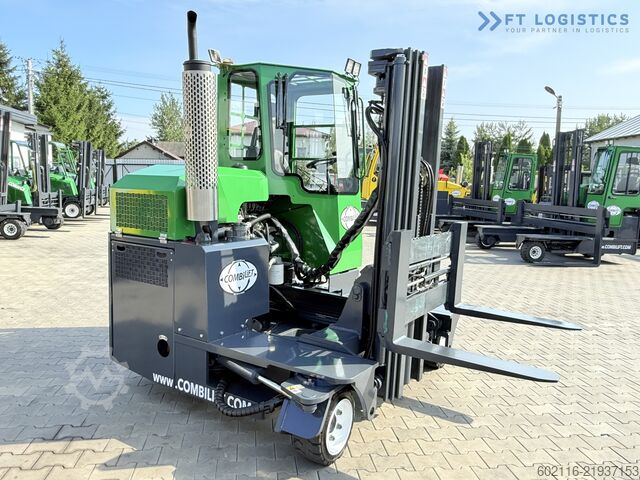 Stivuitor cu patru direcții Combilift C2500 TRIPLEX 4900 Width: 1900 mm GAS