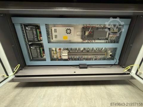 Stud welding machine CNC-Bolzenschweißmaschine RC-1-0505