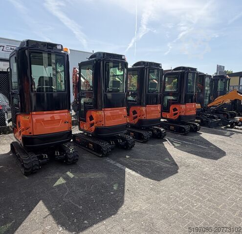 Tam kabinli ve ısıtıcılı mini ekskavatör Tec Point - 1,8t Klasse Minibagger NEU! Schnellwechsler und 3 Schaufeln im Set