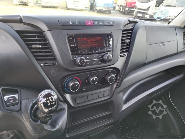 冷蔵バン Iveco Daily 35