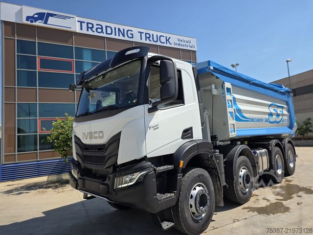 самосвал Iveco TWAY 540