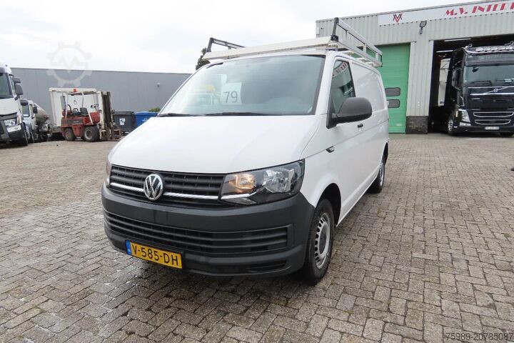 Furgoneta Volkswagen Transporter 2.0 TDI Airco, 3 peson,  APK tot 06...