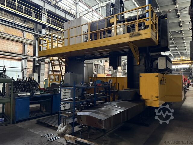 Fresemaskin med bevegelig søyle FOUR STAR Taiwan SG-36180