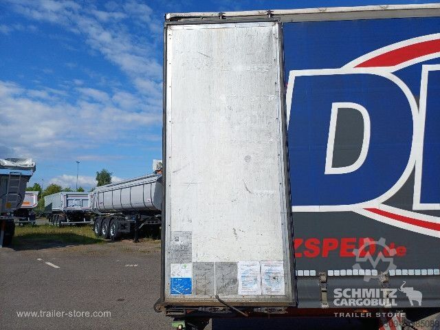 Öppen semitrailer med kapell Berger Curtainsider Mega