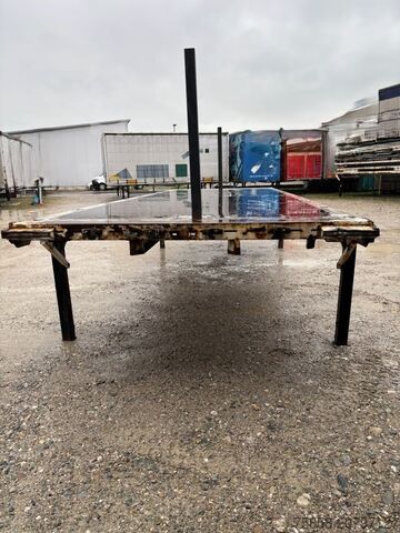 Swap body open Krone Plattform 7,82m mit Steckrungen mittig