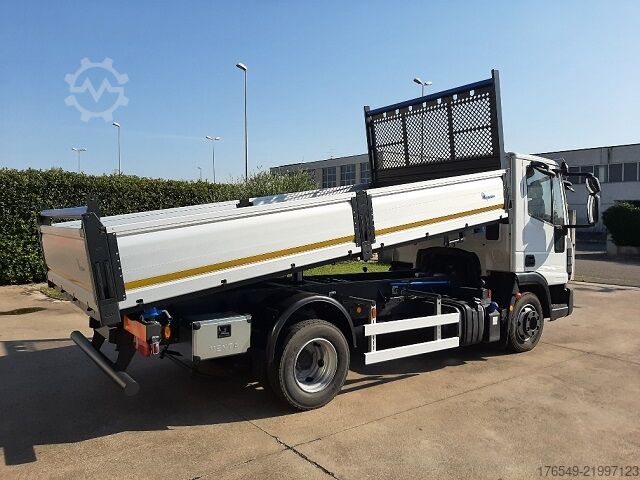 TRĪSPUSĒJS PAŠIZGĀZĒJS Iveco Ml 100E19