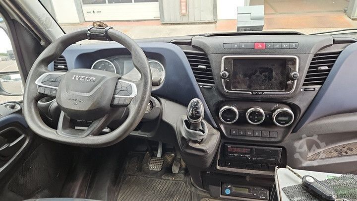 Furgão de teto alto IVECO Daily Kasten HKa 70 C V Radstand 4100