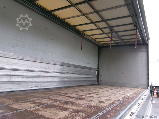 Camión de bebidas MERCEDES-BENZ 2530 L Antos*7,4m Schwenkwand*NLA*2 to LBW*AHK