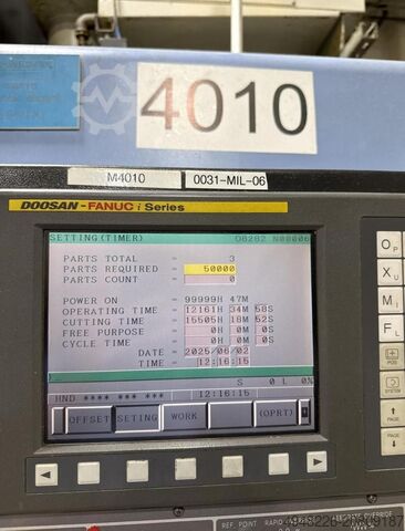 4-Axis vertical machining center Doosan MV3016L