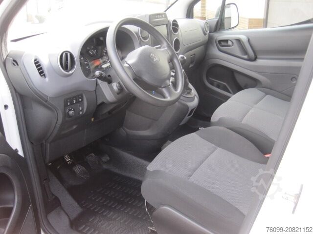 панелен ван Peugeot Partner 1.6 HDI Cateringausbau 3-Sitzer