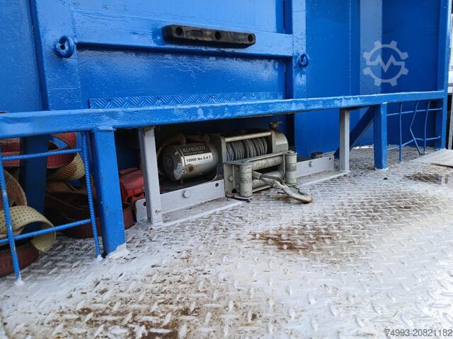 Įvažiuojantis sunkvežimis MAN TGM 18.290