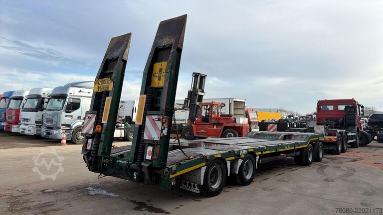 Cargador bajo Schwarzmüller T4 G01VBN1 (40.000 KG / BLATGEFEDERT / VERBR AU...