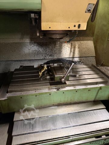 Lóðréttur vinnslumiðstöð Mori Seiki MV-40