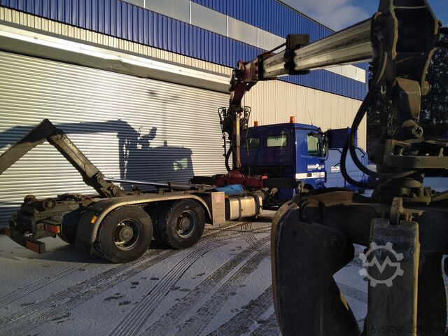 Abrollkipper Mercedes Actros 2641 6x4 mit Recyclingkran