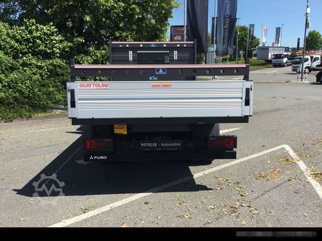Pick-up bestelwagen FUSO eCanter 4C15e S-Batterie Pritschenaufbau/LED