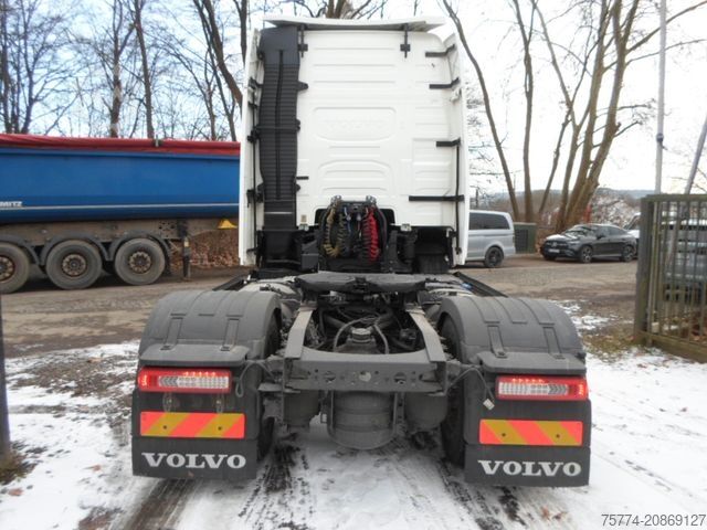 Standardni tegljač VOLVO FH 460 XL/ VOLLSPOILER