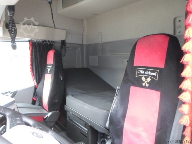 Standardni tegljač VOLVO FH 460 XL/ VOLLSPOILER