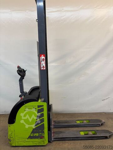Carretilla elevadora Clark CPS12AC