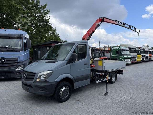 Tovornjak s montažno dvigalko Mercedes-Benz Sprinter 516 Kran Fassi F40