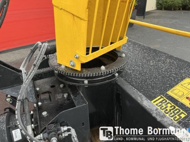 Winter service equipment Trejon 151-1000