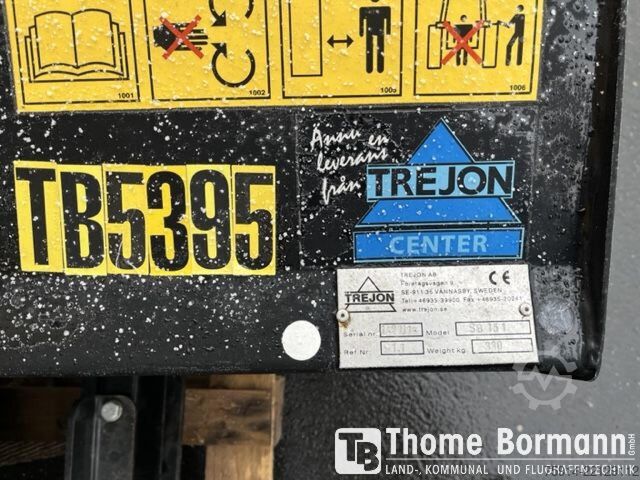 Winter service equipment Trejon 151-1000