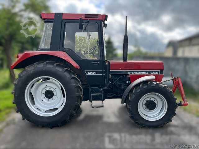 Трактор Case-IH 745 XL