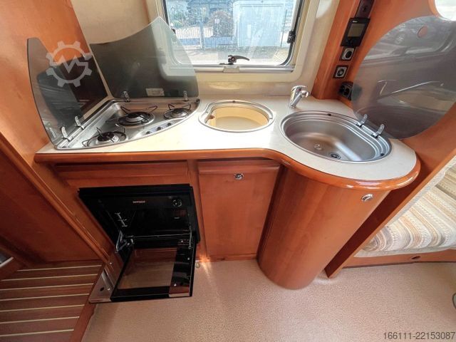 एकीकृत कैंपर RAPIDO MB 996 HB - Automatik - Fest/Hubbett - Klima -