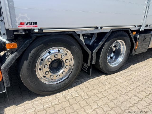 Flatbed truck VOLVO FH 540 6x2 Container Fassi F545 Heck 360° 100%