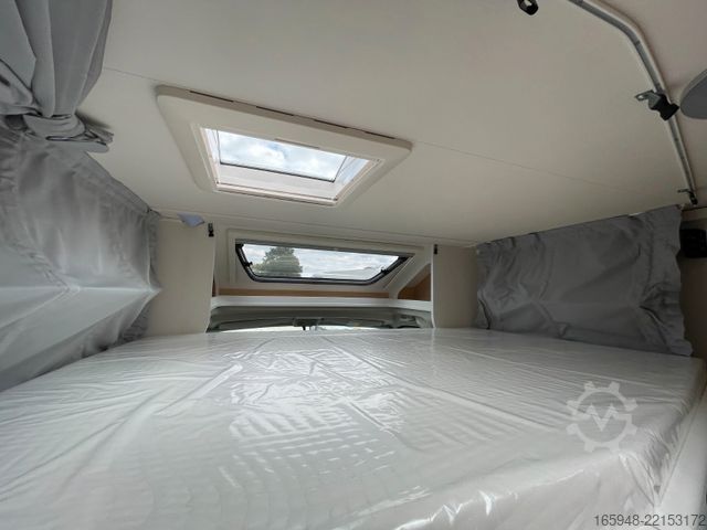 Halvintegrerad husbil SUNLIGHT T 67 S Adventure Edition | Automatik, Hubbett
