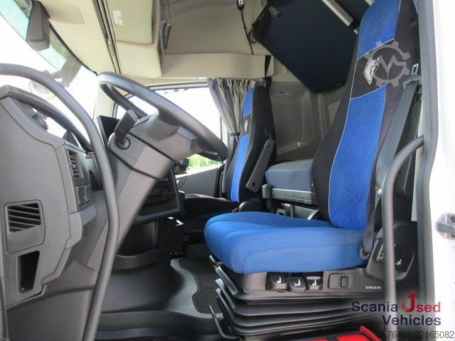 Trattore stradale standard Volvo FH 500 Globetrotter XL / Navigation / ALCOA