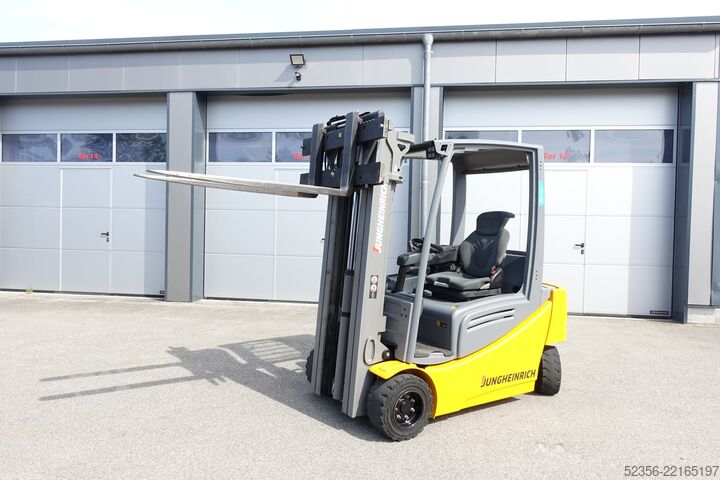 Gabelstapler Jungheinrich 2t Elektro EFG 320 Triplex 4,4m SS GEL