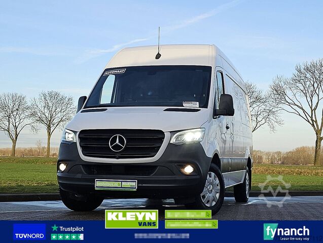High-roof van MERCEDES-BENZ SPRINTER 317 L2H2 LED MBUX10 RWD!