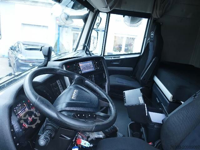 JS Werkzeugmaschinen GmbH JS Werkzeugmaschinen GmbH JS Werkzeugmaschinen GmbH