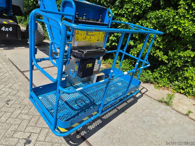 Plate-forme de travail télescopique articulée Genie Z-60 FE