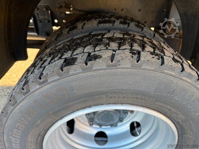 รถตู้ผ้าม่านข้าง MAN TGL 8.220 4x2 BL ¤6d 8,6to. Schalter A/C LBW