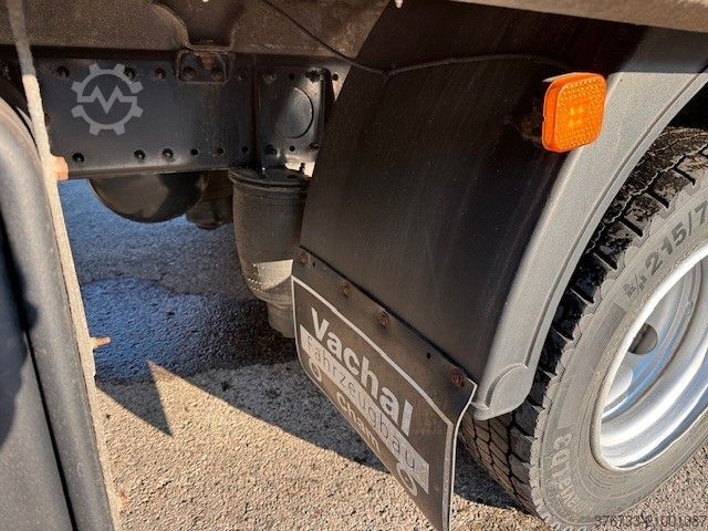 รถบรรทุกพื้นเรียบพร้อมผ้าใบคลุม MAN TGL 8.220 4x2 BL ¤6D 8,6to. Schalter A/C LBW