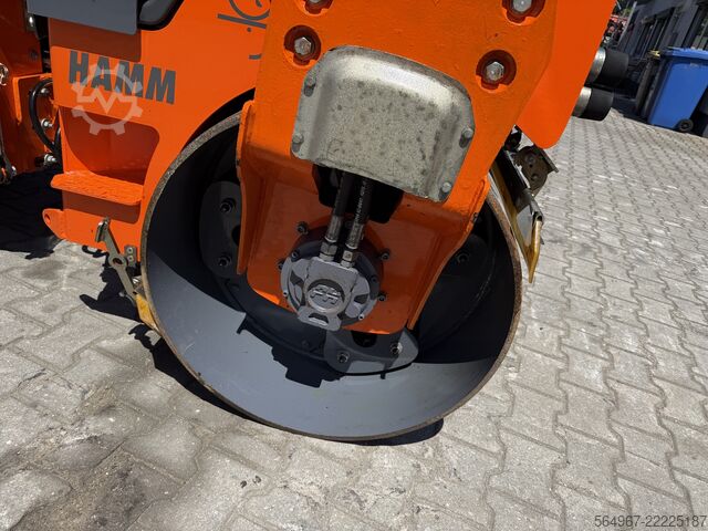 Tandem silindir Hamm HD12 VO Tandemwalze 22,9 kW Kubota