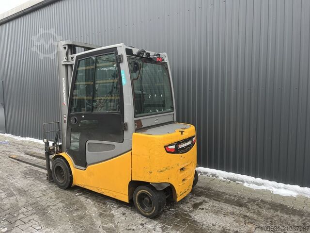 Carrello elevatore elettrico a 4 ruote Jungheinrich EFGS30