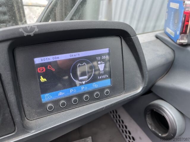 Carrello elevatore elettrico a 4 ruote Jungheinrich EFGS30