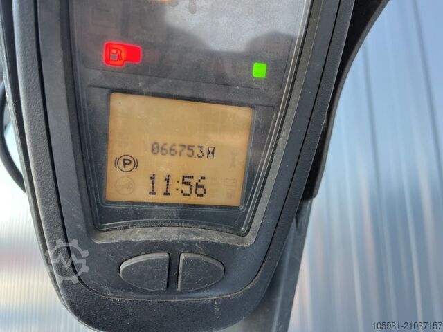 Treibgasstapler Linde H18T-01