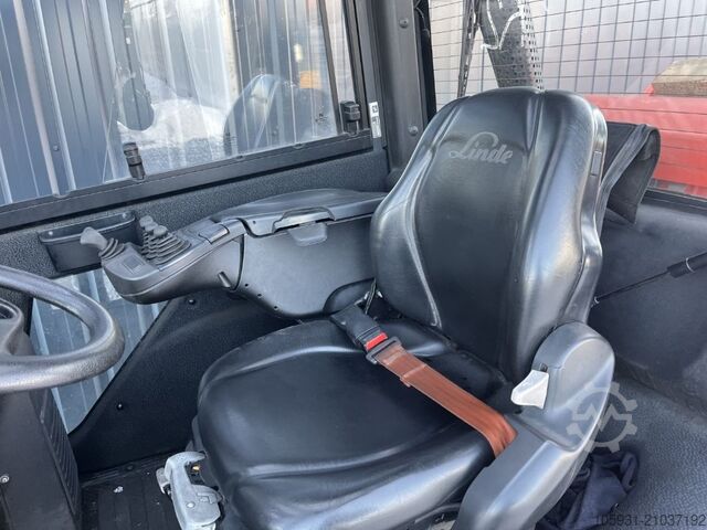 LPG Forklifts Linde H35T-02