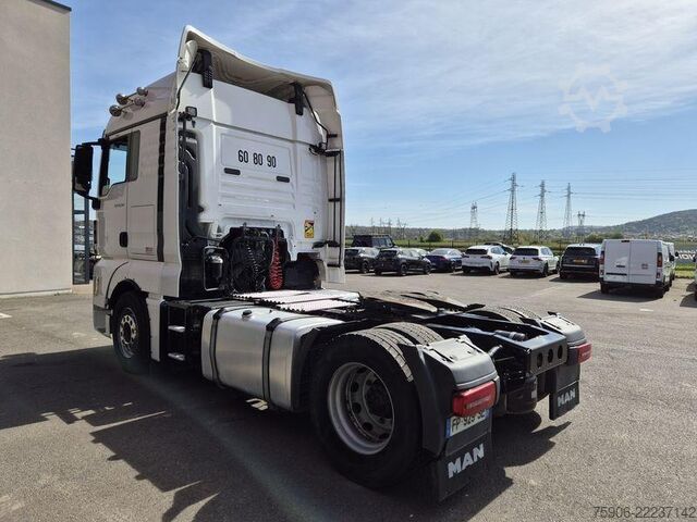 Standard tractor unit MAN TGX