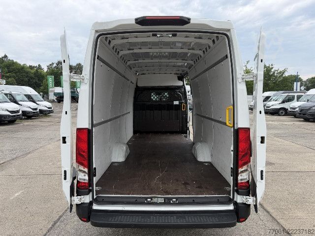Skåpbil IVECO 35S16 V MY24 MAXI