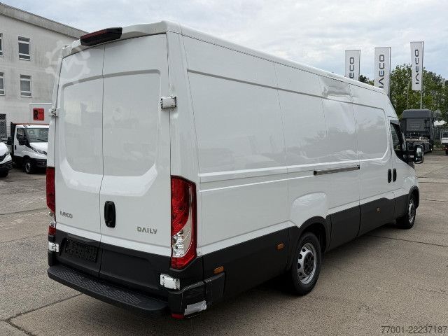 Skåpbil IVECO 35S16 V
