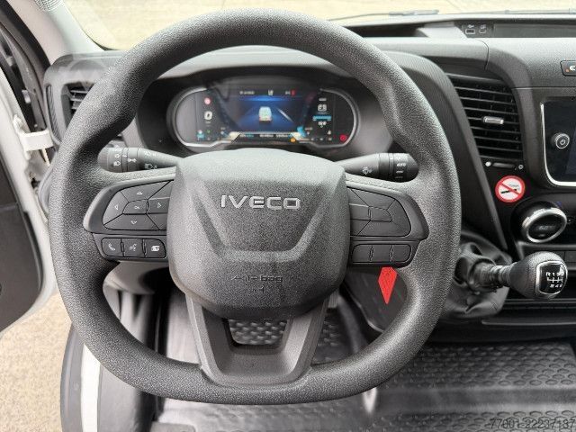 Skåpbil IVECO 35S16 V