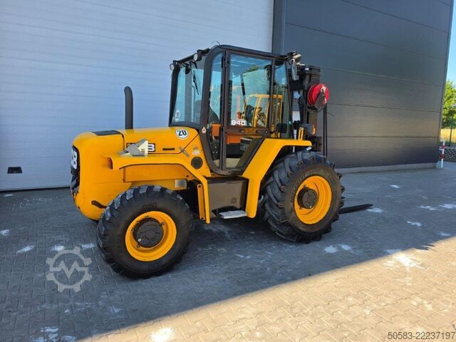 Empilhadeira todo-o-terreno JCB 940-4 T4 - TRIPLEX