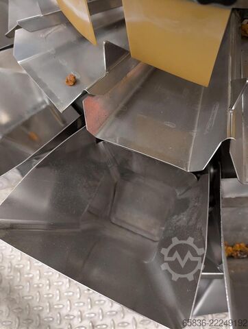  Multiweigh Complete weighing and packing line