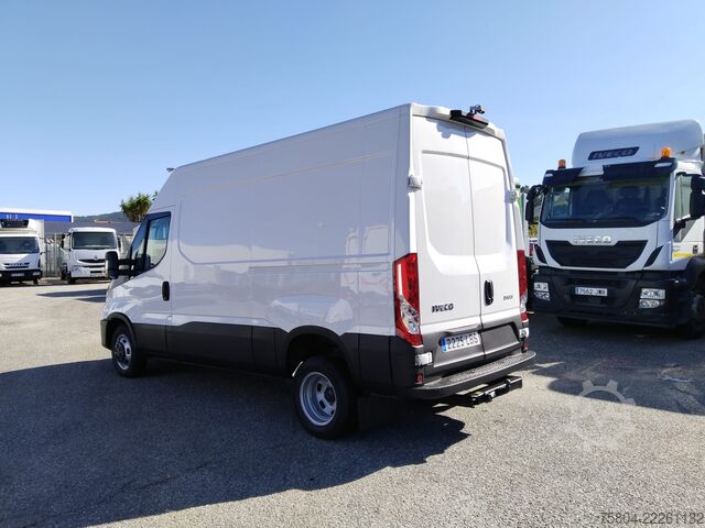 Panelinis furgonas Iveco DAILY 35C