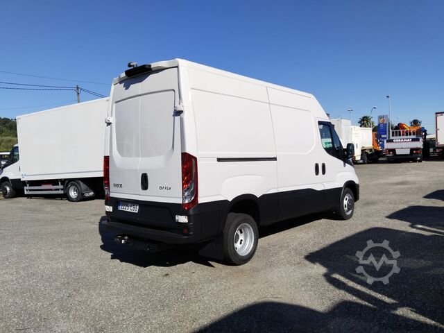 Panelinis furgonas Iveco DAILY 35C